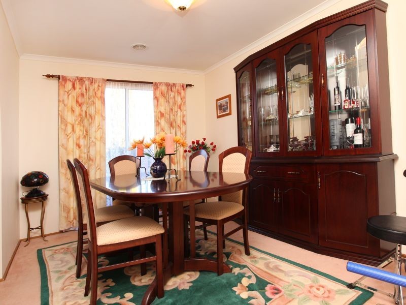 6 Hanretty Place, Bonython ACT 2905