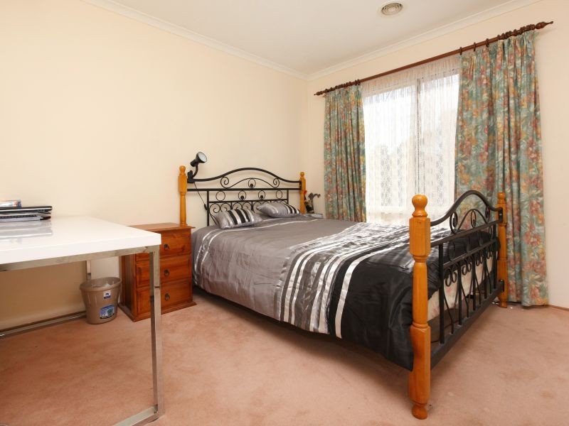 6 Hanretty Place, Bonython ACT 2905