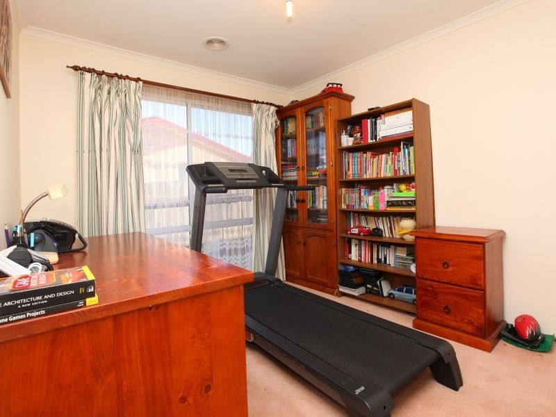 6 Hanretty Place, Bonython ACT 2905