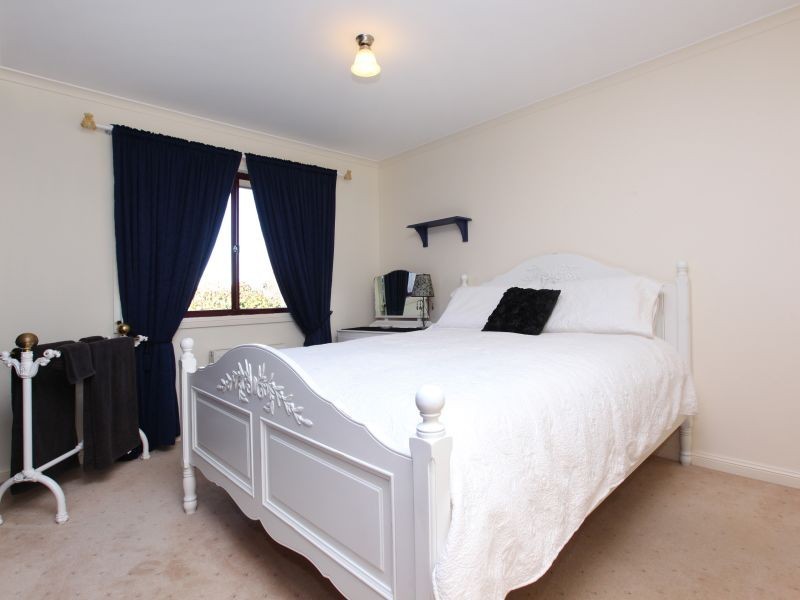 14 McVilly Close, Gordon ACT 2906