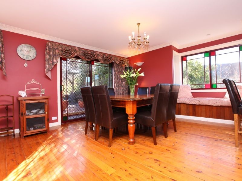 14 McVilly Close, Gordon ACT 2906