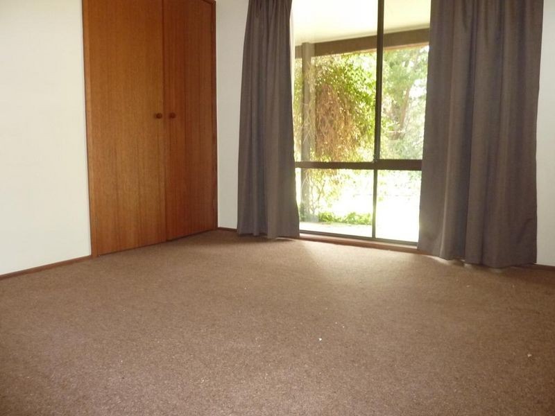 72 Newman Morris Circuit, Oxley ACT 2903