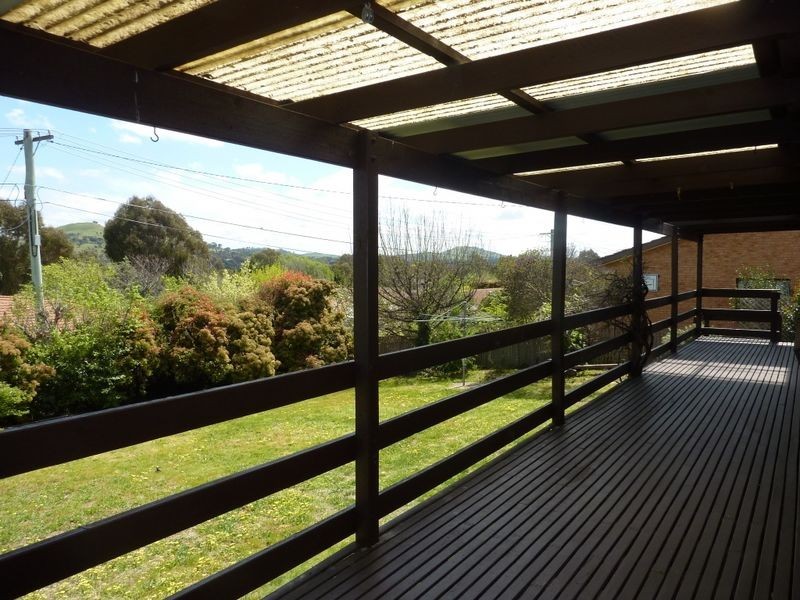 72 Newman Morris Circuit, Oxley ACT 2903