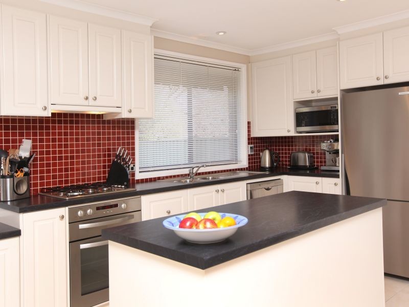 10 Fullerton Crescent, Richardson ACT 2905