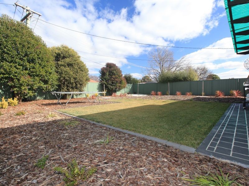 10 Fullerton Crescent, Richardson ACT 2905