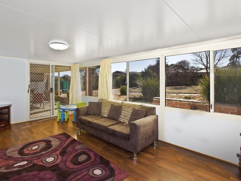 35 McLuckie Crescent, Banks ACT 2906