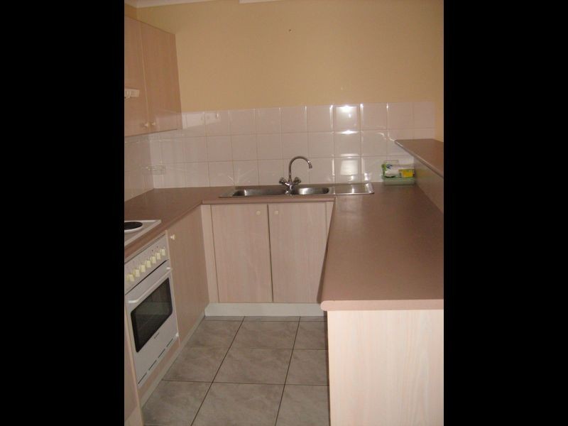 13/12 Albermarle Place “Cammeray Cou, Phillip ACT 2606