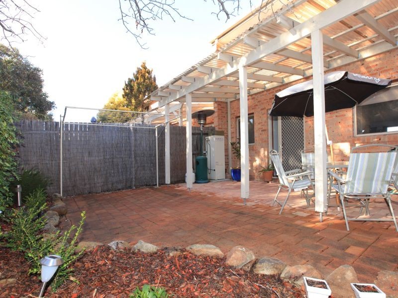 2/39 Thomas Hart Street, Banks ACT 2906