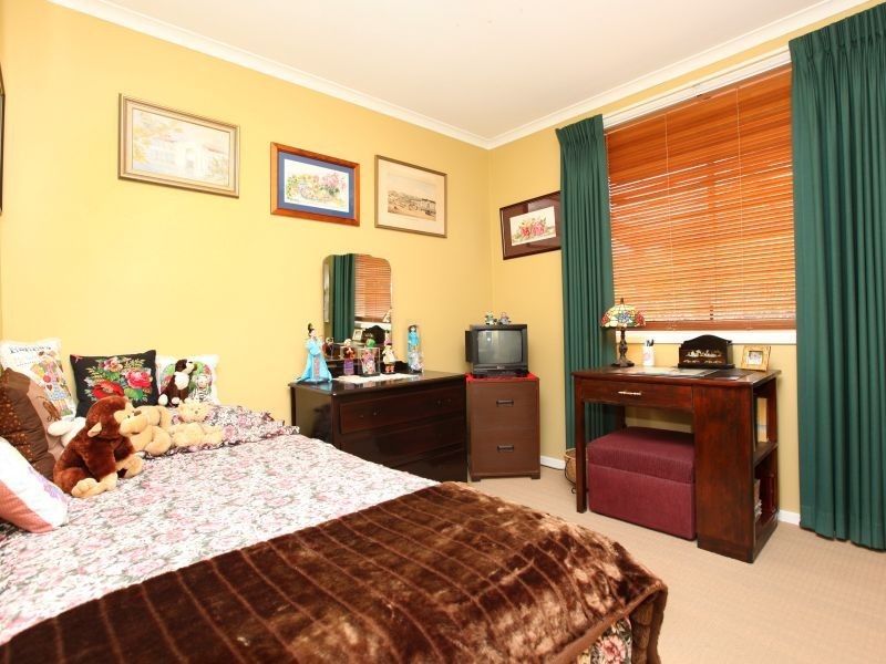 89 Jackie Howe Crescent, Macarthur ACT 2904