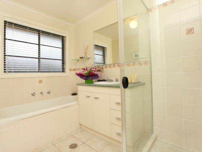 21 Llewellyn Loop, Conder ACT 2906