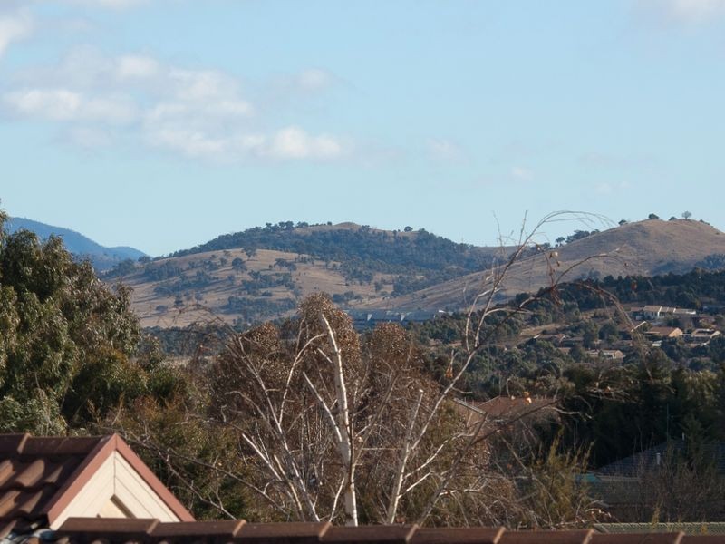 10 Wheelwright Crescent, Banks ACT 2906