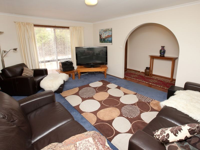 62 Hadleigh Circuit, Isabella Plains ACT 2905