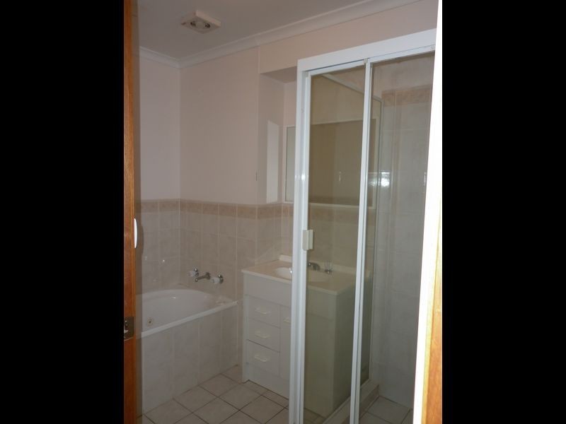 12/5 Harry Hopman Circuit, Gordon ACT 2906