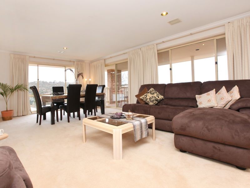 4 Luckins Place, Fadden ACT 2904