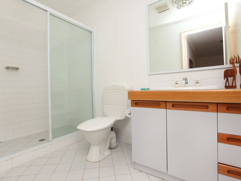 4 Luckins Place, Fadden ACT 2904