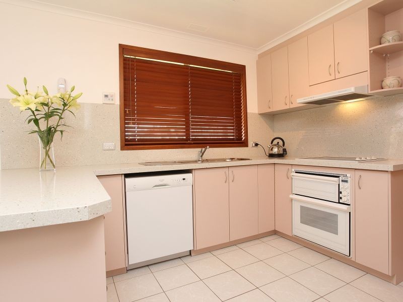 84 Jackie Howe Crescent, Macarthur ACT 2904