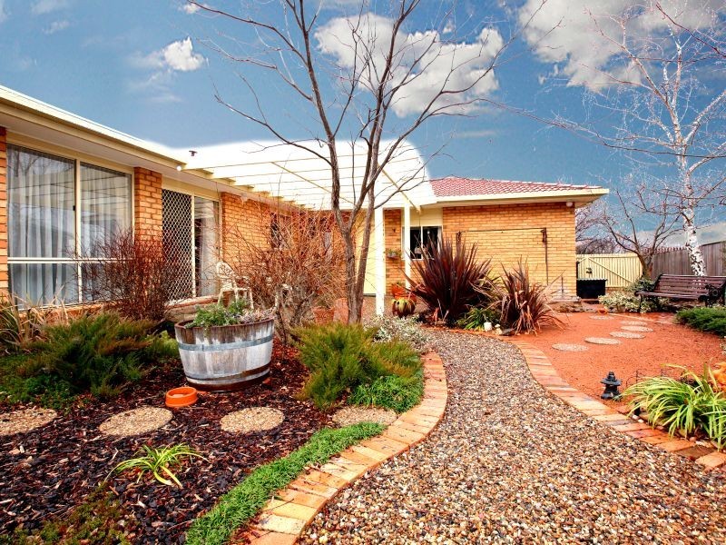 7 Dobell Circuit, Conder ACT 2906