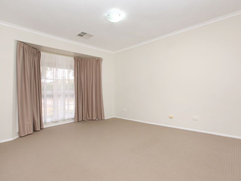 12 Leakey Place, Richardson ACT 2905