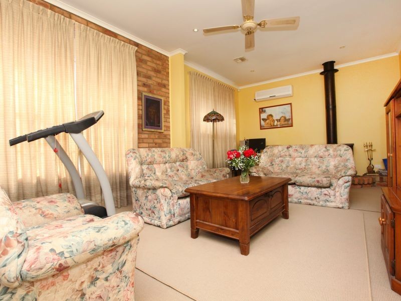 25 Fitzalan Street, Kambah ACT 2902