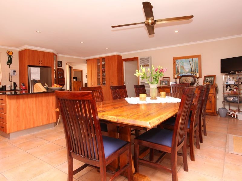 25 Parfitt Crescent, Calwell ACT 2905