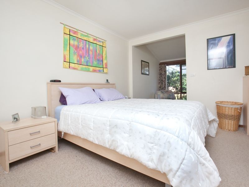 4 Crichton Crescent, Kambah ACT 2902