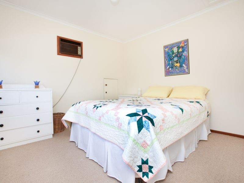 4 Crichton Crescent, Kambah ACT 2902