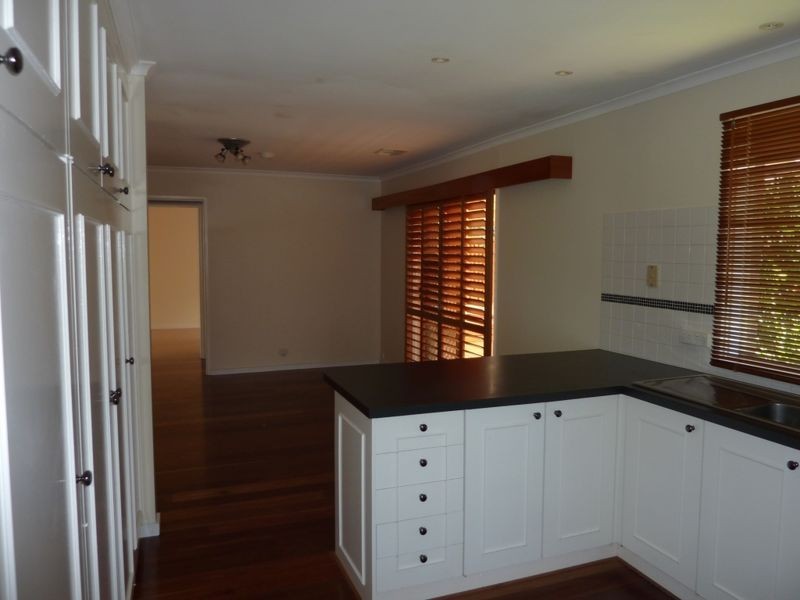 5 Henning Place, Kambah ACT 2902