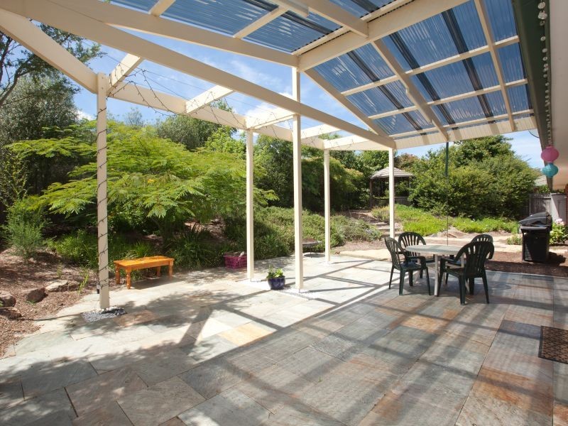 6 Hall Place, Banks ACT 2906