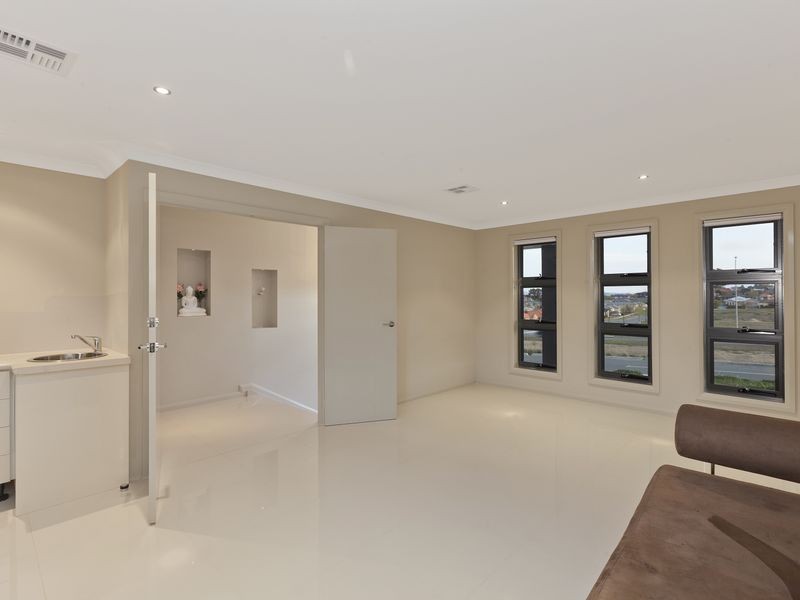 19 Louisa Briggs Circuit, Bonner ACT 2914