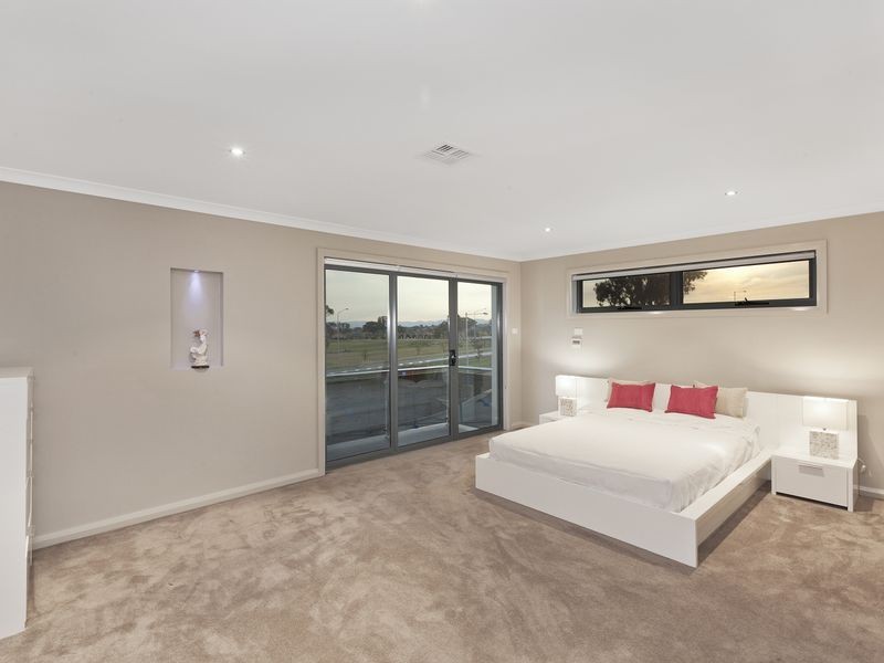 19 Louisa Briggs Circuit, Bonner ACT 2914