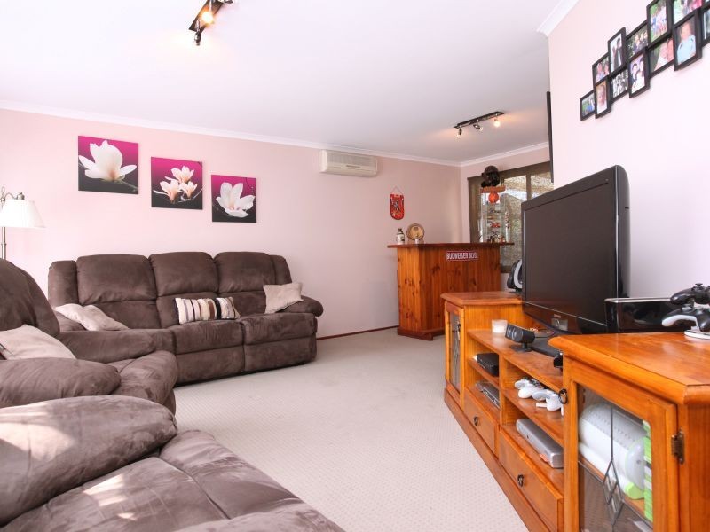 11 Heidelberg Street, Conder ACT 2906