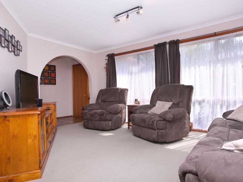 11 Heidelberg Street, Conder ACT 2906