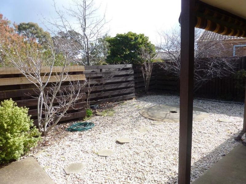 10 Vallance Place, Cook ACT 2614