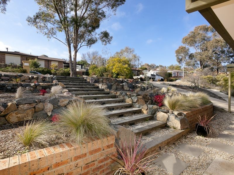 5 Burtt Crescent, Calwell ACT 2905