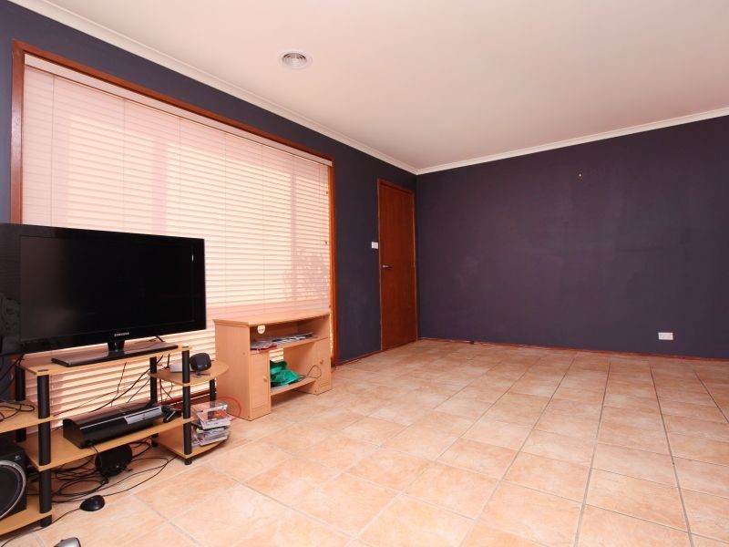 78A Charterisville Avenue, Conder ACT 2906