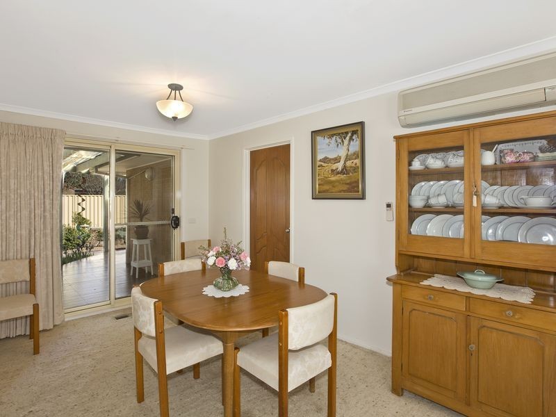 5 Downer Place, Kambah ACT 2902