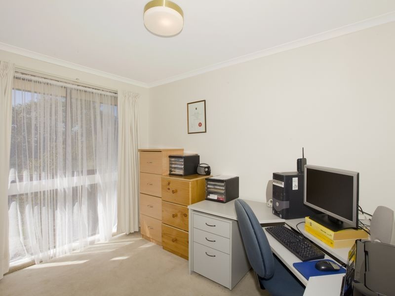 5 Downer Place, Kambah ACT 2902