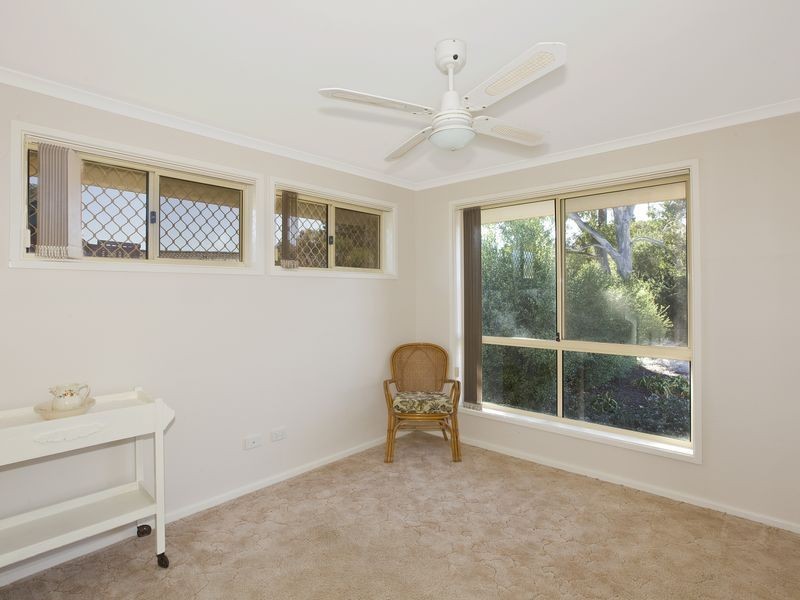 5 Downer Place, Kambah ACT 2902