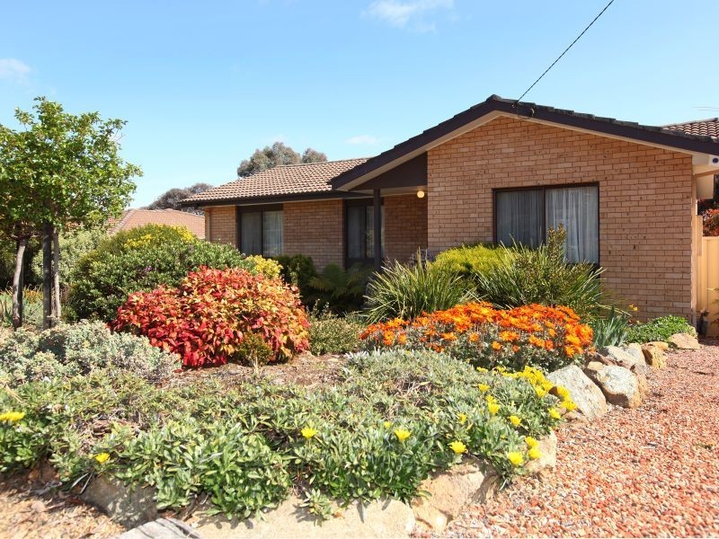 25 Muir Place, Queanbeyan NSW 2620
