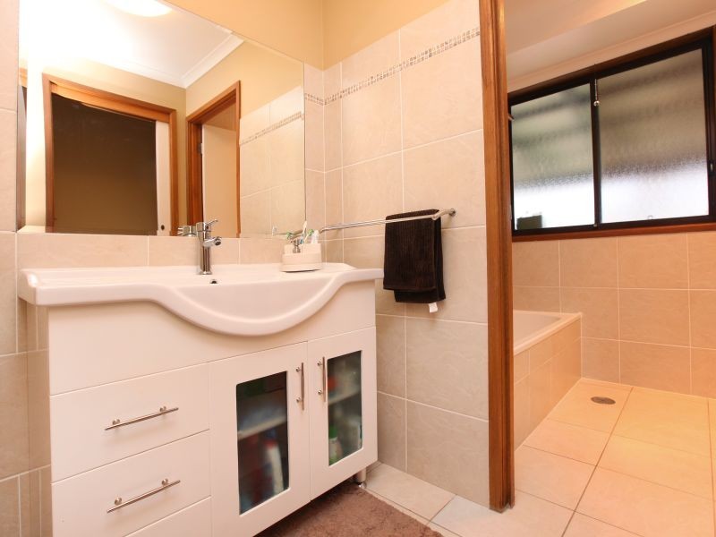 25 Muir Place, Queanbeyan NSW 2620