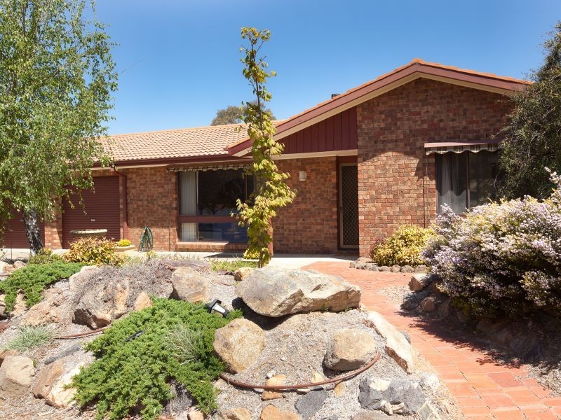 31 Bramston Street, Fadden ACT 2904