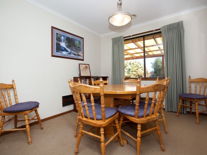 31 Bramston Street, Fadden ACT 2904