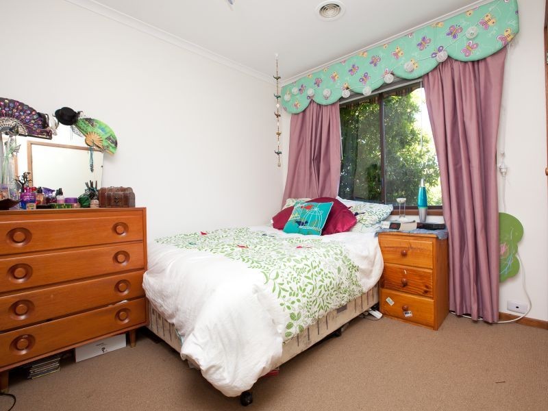 31 Bramston Street, Fadden ACT 2904