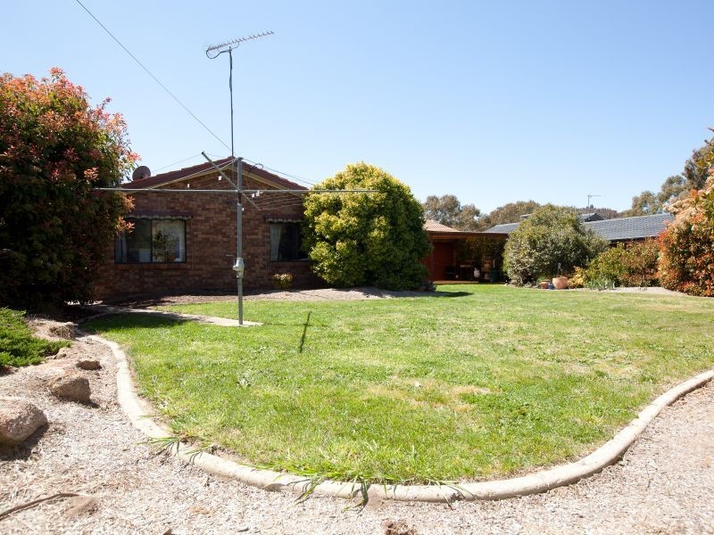 31 Bramston Street, Fadden ACT 2904
