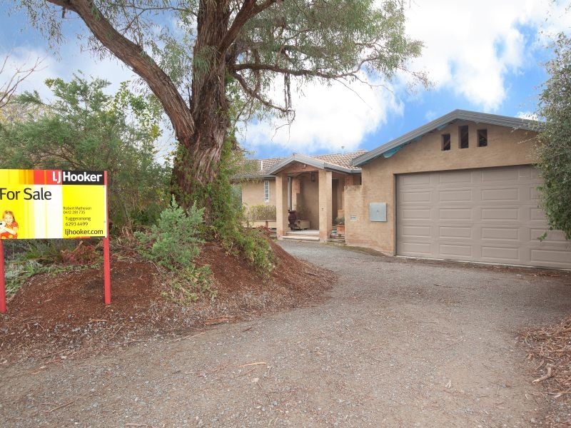4 Bage Place, Mawson ACT 2607