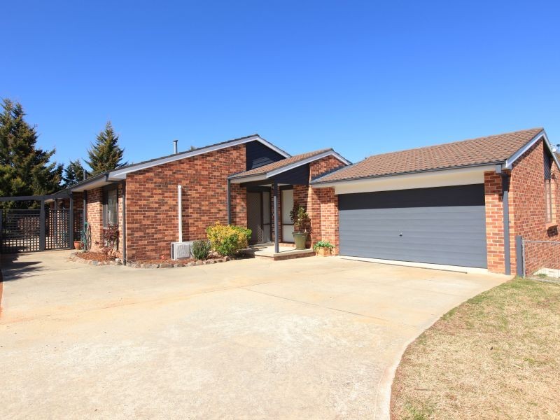 36 Aronson Crescent, Gilmore ACT 2905