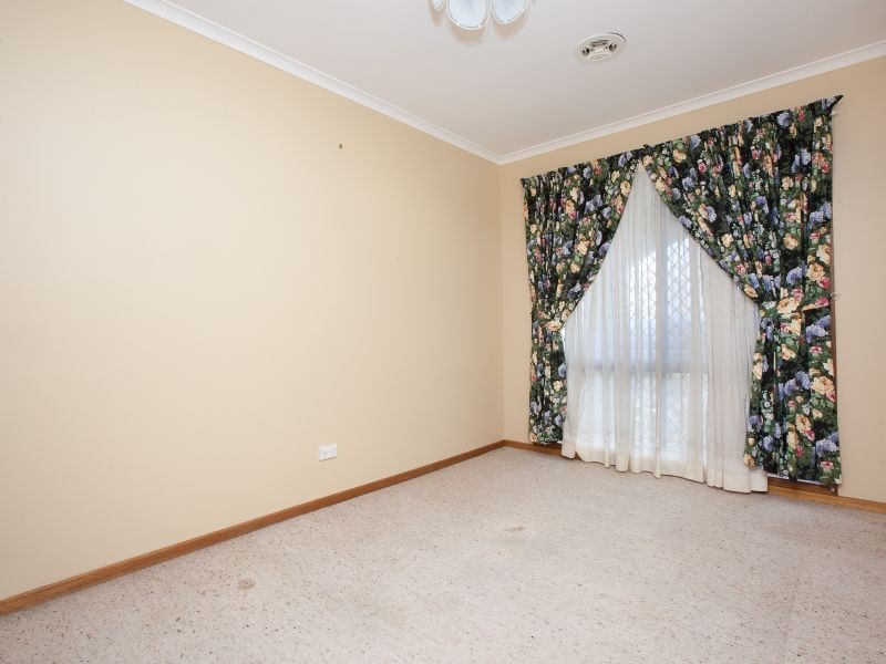 12 Camellia Place, Queanbeyan NSW 2620