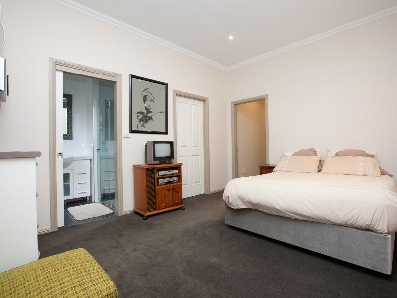 15 Florence Fuller Crescent, Conder ACT 2906