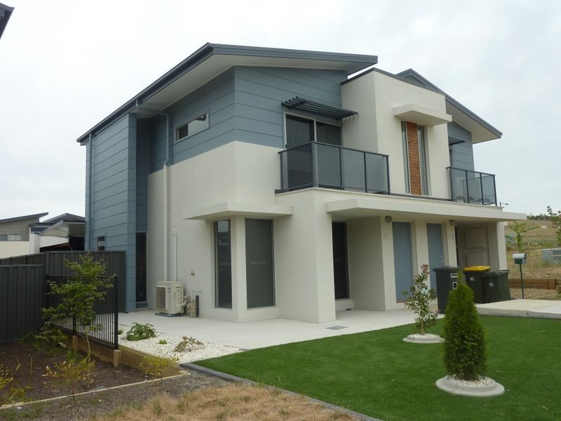51 Cazneaux Crescent, Weston ACT 2611