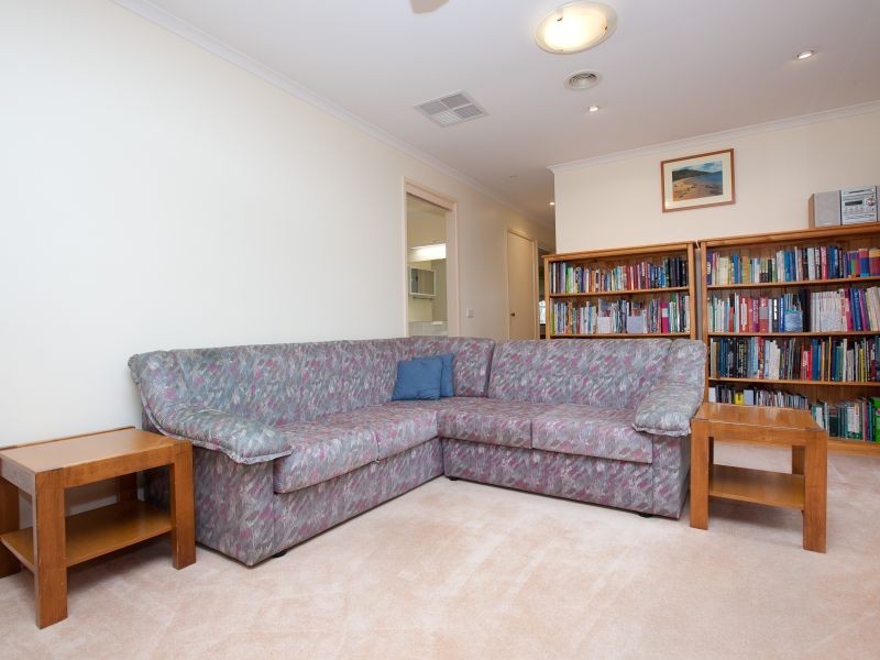 5 Carumbi Place, Isabella Plains ACT 2905